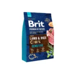 Brit premium alimento seco para perro de cordero.