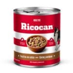 Con los trocitos en salsa sabor a carne y verduras para perros adultos de la marca Ricocan
